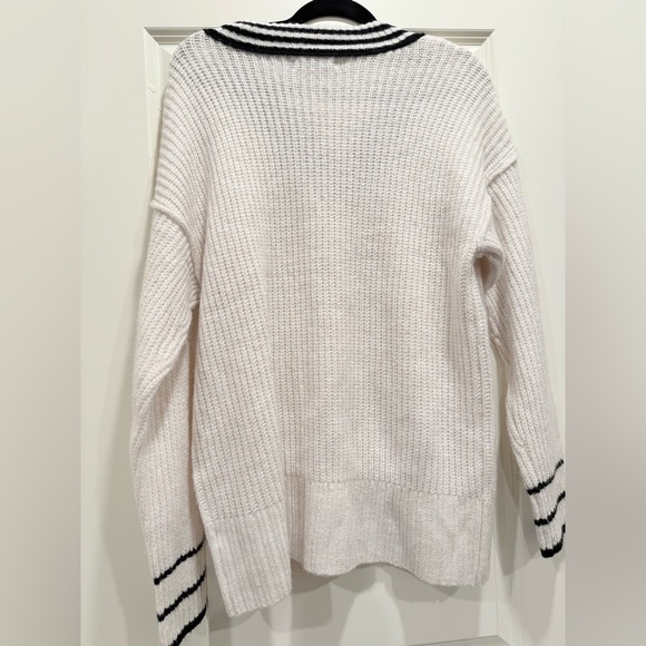 Arizona Jean Co V-Neck Sweater with Stripes preppy academia tennis - Picture 2 of 15